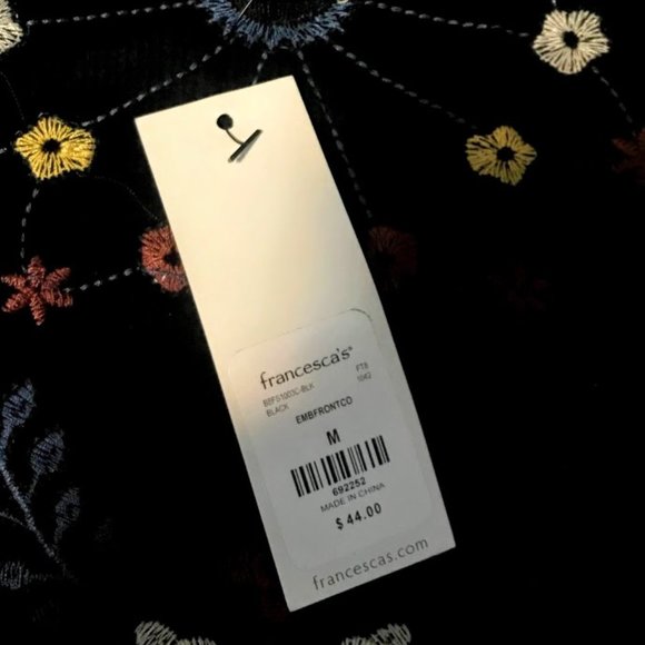 NEW Francesca's Hillary Embroidered Front Skirt - Picture 3 of 4